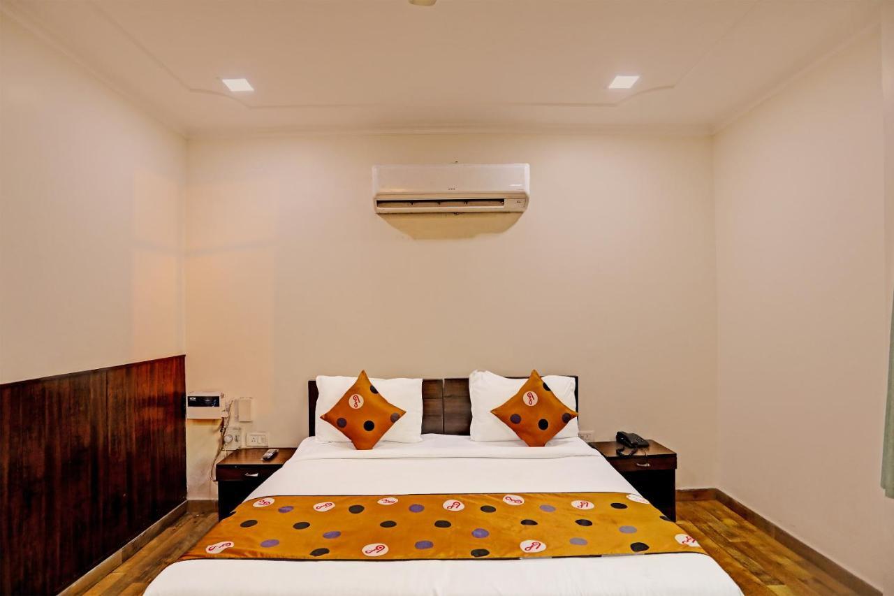 Hotel Grand Tushar - Ghaziabad Railway Station Luaran gambar