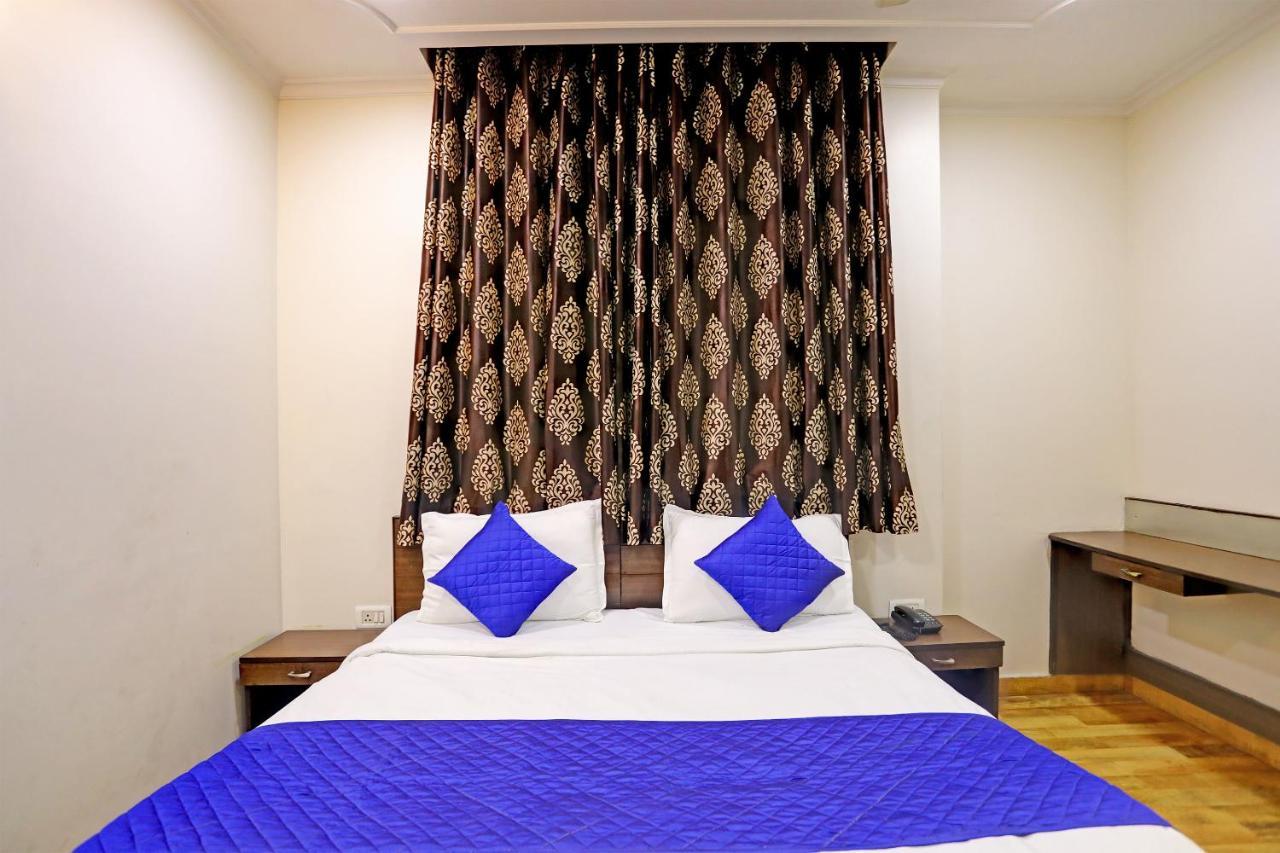 Hotel Grand Tushar - Ghaziabad Railway Station Luaran gambar